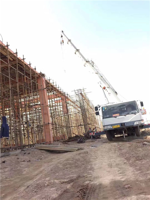 清河门区吊车作业的安全注意事项有哪些？