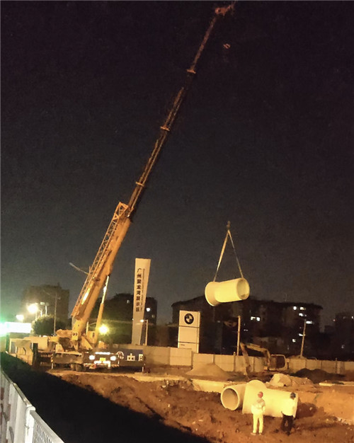 清河门区“弯臂矫正”—— 吊车的 “形变补偿” 技术